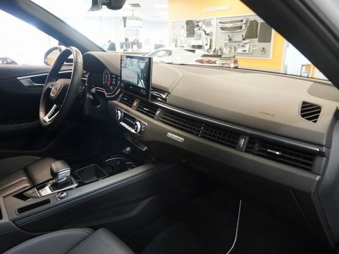 Used 2021 Audi A4 2.0T Premium Plus w/ Premium Plus Package image 30