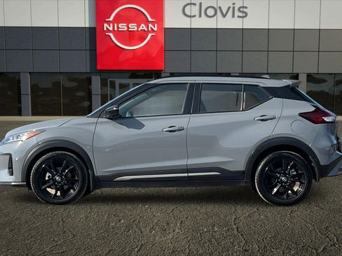 Used 2023 Nissan Kicks SR image 6