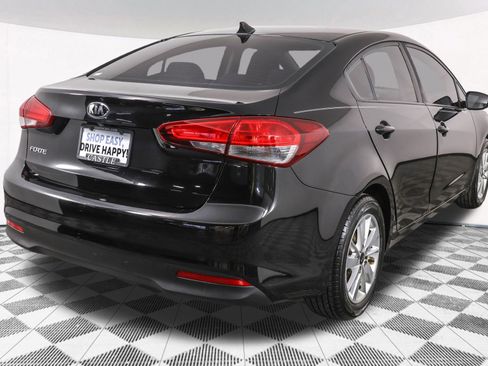 Used 2017 Kia Forte LX w/ LX Popular Package image 14