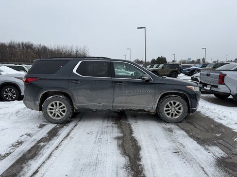Used 2021 Chevrolet Traverse LT image 5