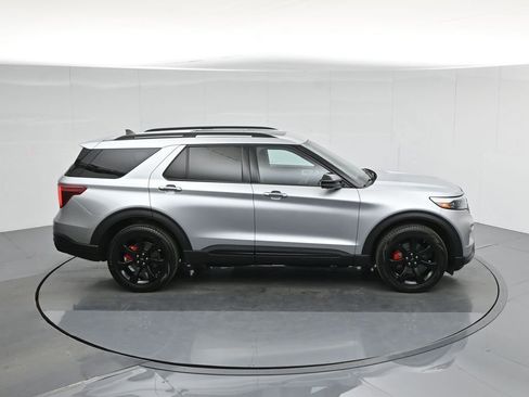 Used 2023 Ford Explorer ST w/ Equipment Group 401A image 43