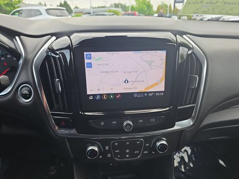 Used 2023 Chevrolet Traverse RS FWD image 27