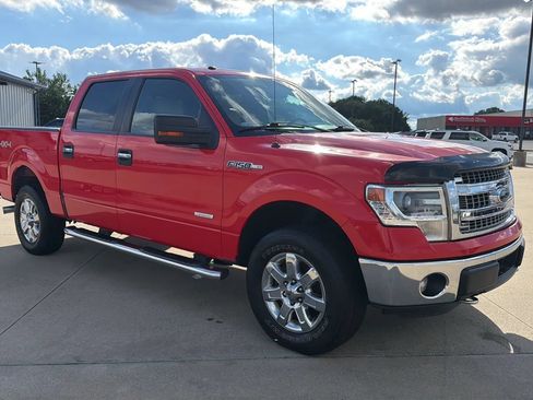 Used 2014 Ford F150 XLT w/ Equipment Group 302A Luxury AWD/4WD image 28