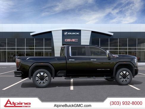 New 2026 GMC Sierra 2500 Denali w/ Denali Reserve Package AWD/4WD image 5