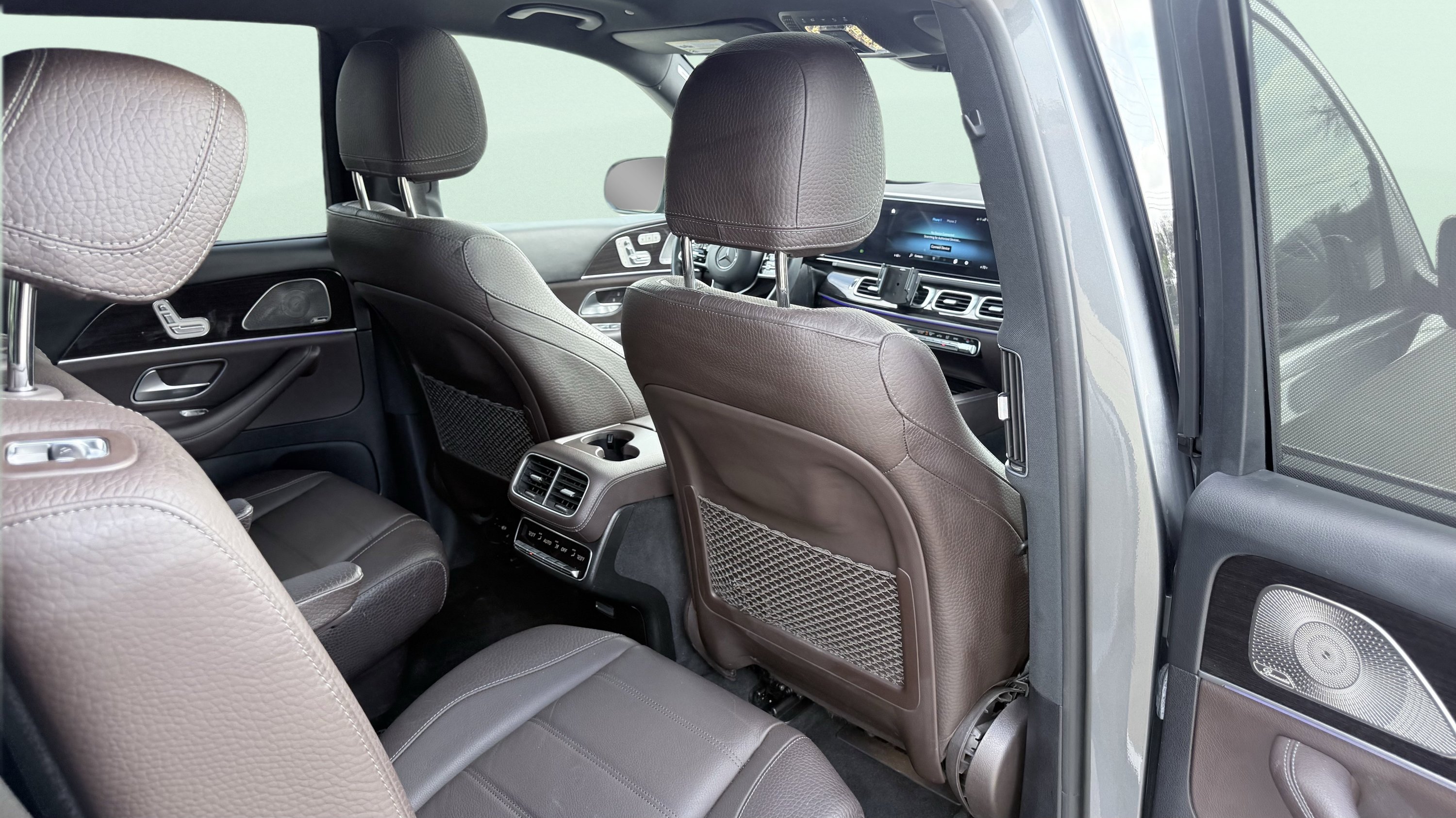 Used 2022 Mercedes-Benz GLS 450 4MATIC image 42