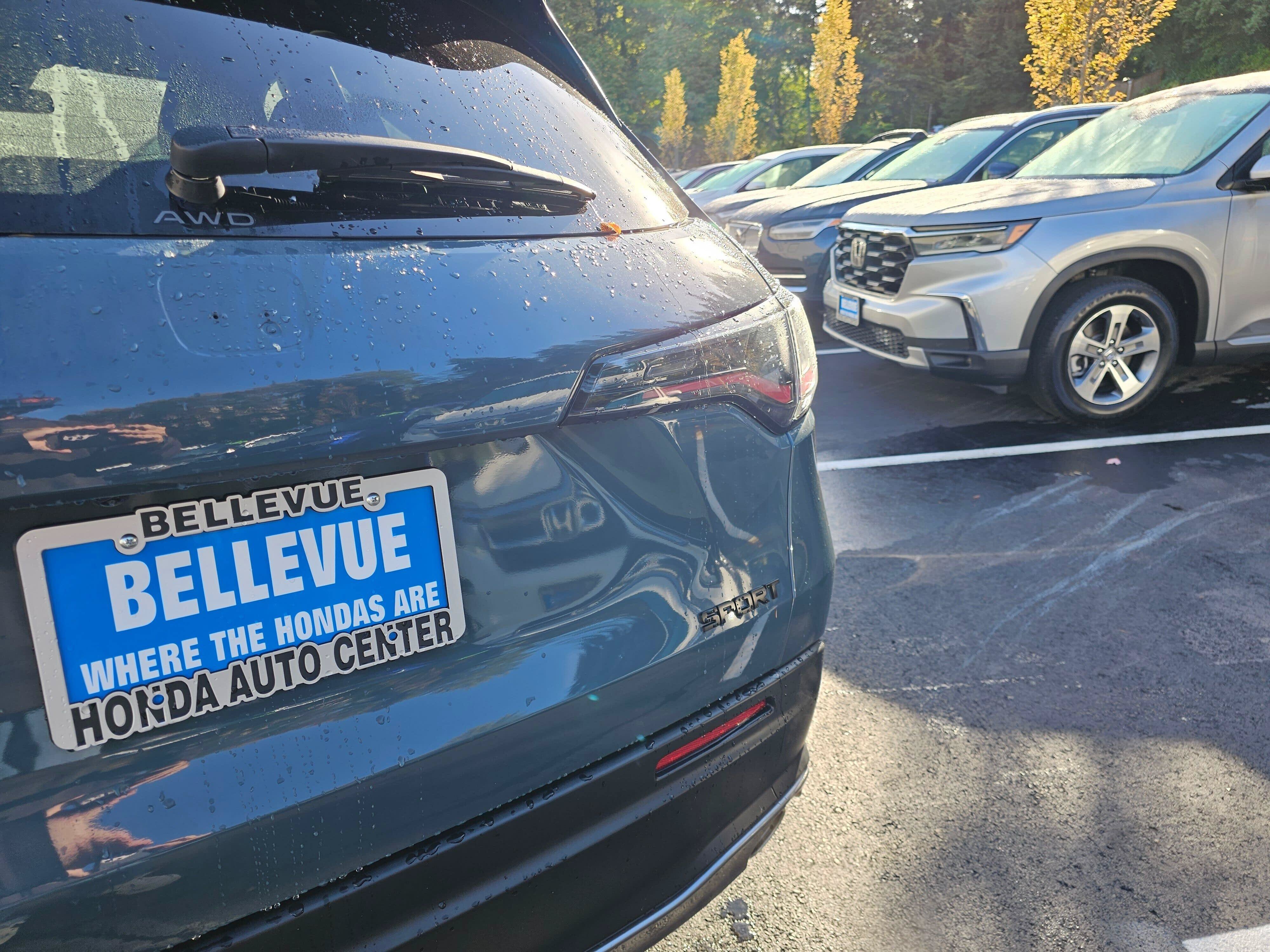 Certified 2025 Honda HR-V Sport image 17