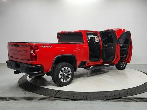 Used 2024 Chevrolet Silverado 2500 Custom w/ Custom Value Package AWD/4WD image 15