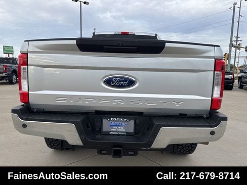 Used 2017 Ford F250 XLT w/ XLT Value Package image 19