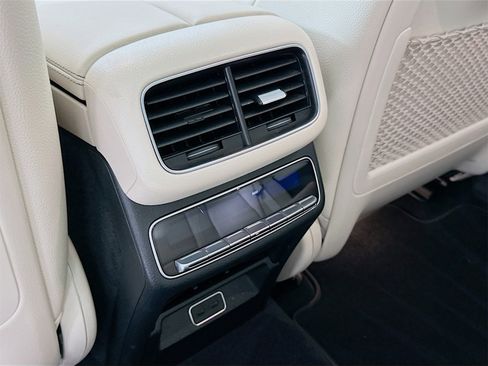 Certified 2025 Mercedes-Benz GLE 450 4MATIC image 27