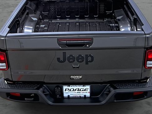 New 2026 Jeep Gladiator Sport image 11