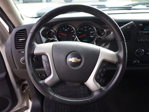 Used 2009 Chevrolet Silverado 3500 LT w/ Exterior Plus Package AWD/4WD image 13