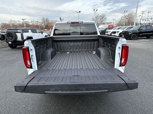 New 2026 GMC Sierra 1500 SLT w/ SLT Premium Plus Package image 32