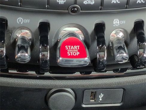 Used 2024 MINI Cooper Clubman S image 31