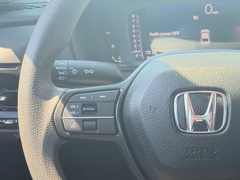 Used 2024 Honda Accord EX image 20