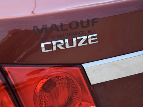 Used 2012 Chevrolet Cruze LS w/ Connectivity Package FWD image 10