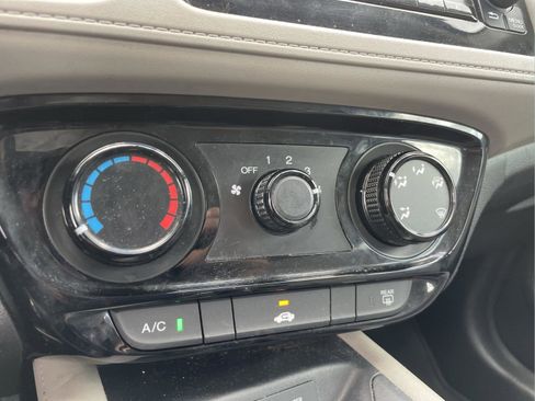Used 2018 Honda HR-V LX image 28