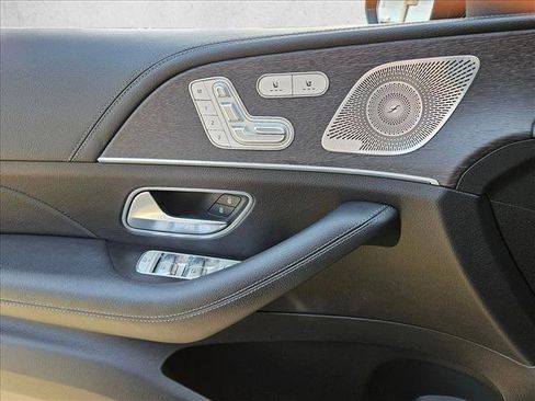 Used 2022 Mercedes-Benz GLE 450 4MATIC image 9