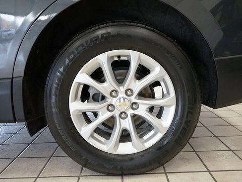 Used 2020 Chevrolet Equinox LS image 48