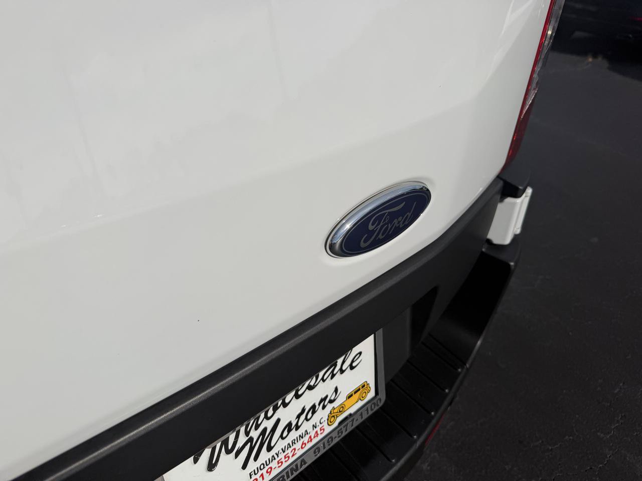 Used 2025 Ford Transit 250 Low Roof w/ Exterior Upgrade Package RWD image 28