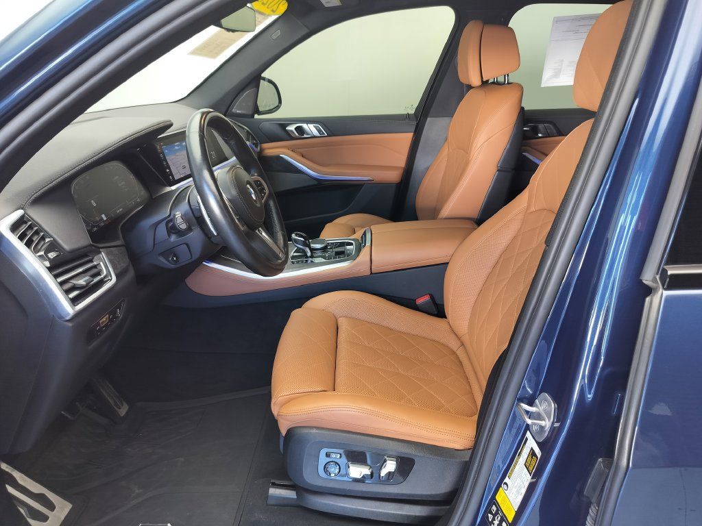 Certified 2023 BMW X5 xDrive40i w/ M Sport Package AWD/4WD image 8