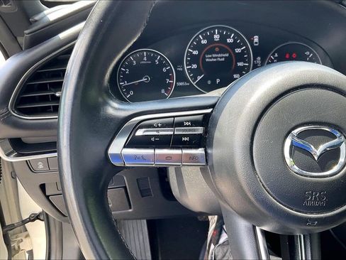 Used 2023 MAZDA MAZDA3 s FWD image 17