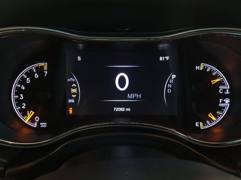 Used 2019 Jeep Grand Cherokee Limited RWD image 23
