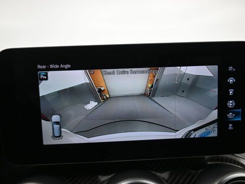 Used 2020 Mercedes-Benz GLC 43 AMG 4MATIC image 23