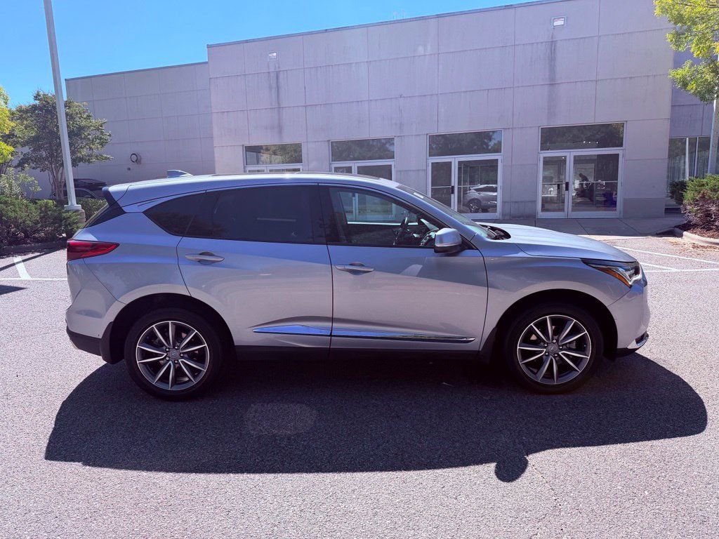 Used 2023 Acura RDX w/ Technology Package AWD/4WD image 15
