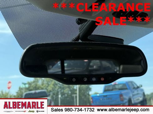 Used 2017 Buick Enclave Premium w/ Experience Buick Package image 28