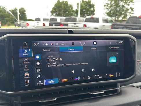 Used 2025 Jeep Gladiator Mojave w/ Safety Group AWD/4WD image 16