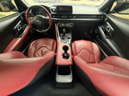Used 2020 Toyota Supra Launch Edition w/ Driver Assist Package RWD image 11