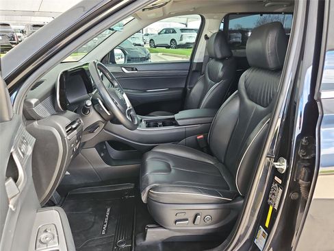 Used 2023 Hyundai Palisade Limited w/ Cargo Package AWD/4WD image 23