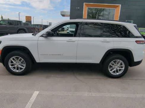 New 2026 Jeep Grand Cherokee Laredo X AWD/4WD image 5