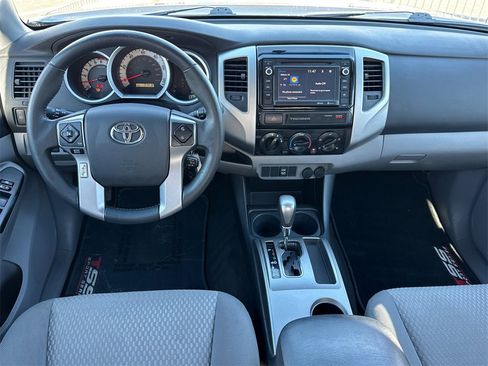 Used 2015 Toyota Tacoma PreRunner image 23