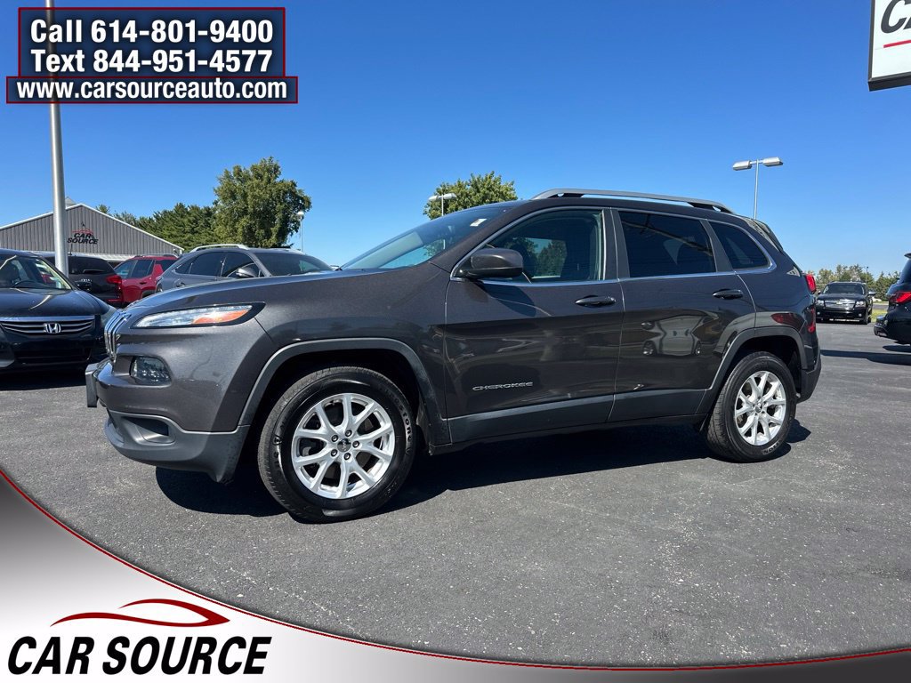 Used 2016 Jeep Cherokee Latitude w/ Comfort/Convenience Group AWD/4WD image 3