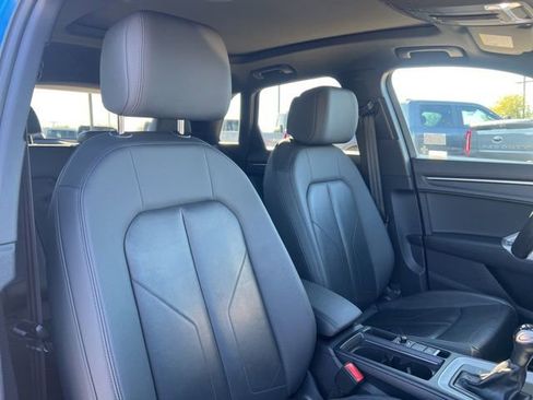 Used 2023 Audi Q3 2.0T Premium image 23
