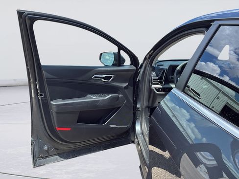 Used 2023 Kia Sportage LX FWD image 20