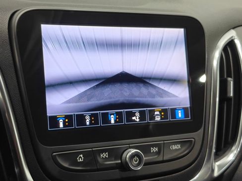 Used 2024 Chevrolet Equinox LT AWD/4WD image 45