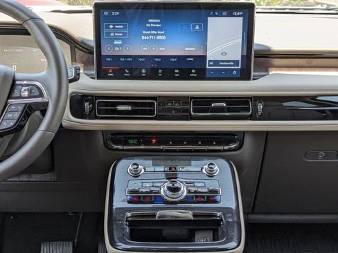 Certified 2023 Lincoln Nautilus Reserve w/ Equipment Group 201A image 20