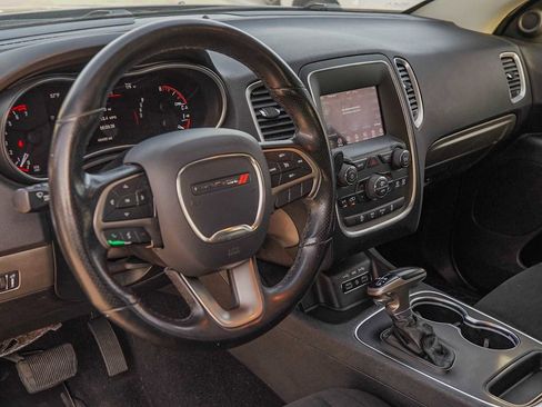 Used 2020 Dodge Durango SXT w/ 3rd Row Seating Group image 9