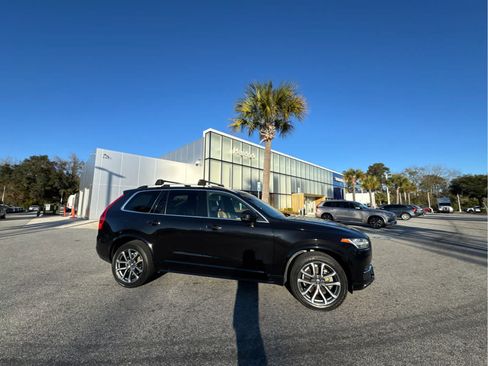 Used 2019 Volvo XC90 T6 Momentum image 17
