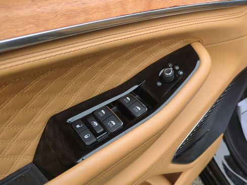 Used 2021 Jeep Grand Cherokee L Summit image 24