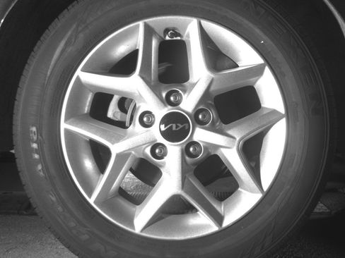 Used 2025 Kia Soul LX w/ LX Technology Package FWD image 22