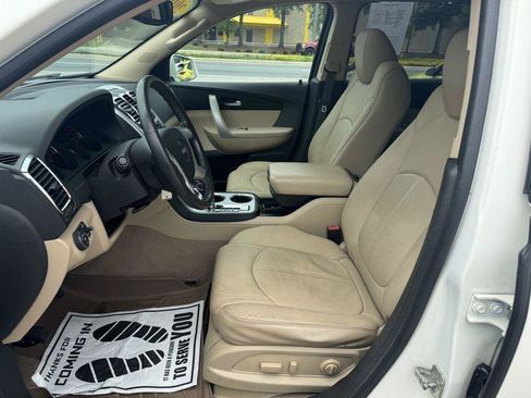 Used 2010 GMC Acadia SLT FWD image 15