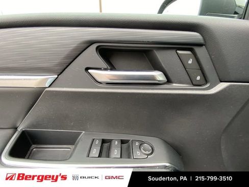 Certified 2025 GMC Acadia Elevation image 27