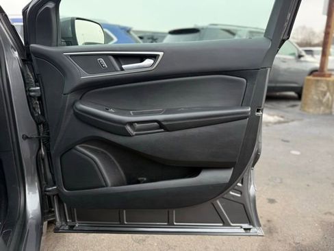 Certified 2024 Ford Edge SEL image 13