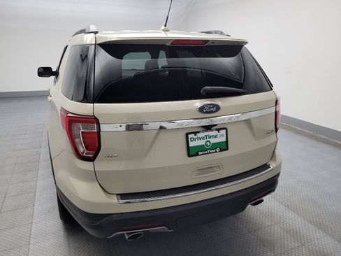 Used 2018 Ford Explorer XLT w/ Equipment Group 201A image 6