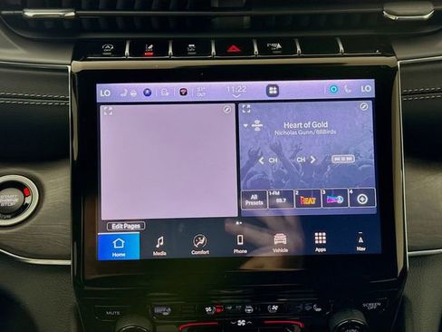 New 2025 Jeep Grand Cherokee L Overland image 15