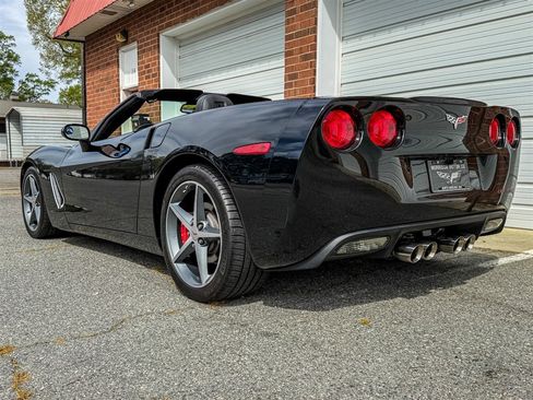 Used 2011 Chevrolet Corvette Convertible w/ Preferred Equipment Group image 25
