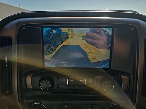 Used 2018 GMC Sierra 2500 Denali w/ Duramax Plus Package AWD/4WD image 23